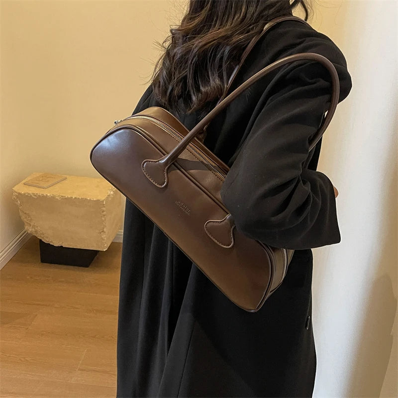 Luxuriöse Damen Handtasche auf Kunstleder